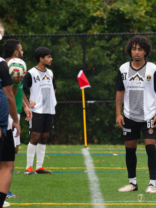 Nova Royals corner kick